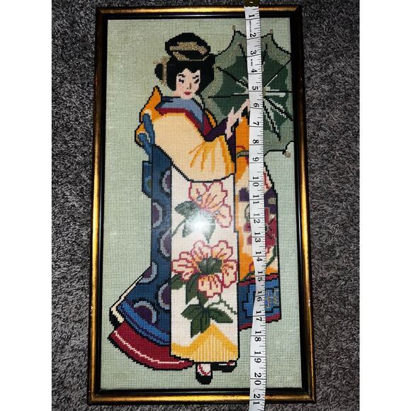 Frame Needlepoint Geisha Wall Hanging in gold tone frame. - Picture 5 of 7
